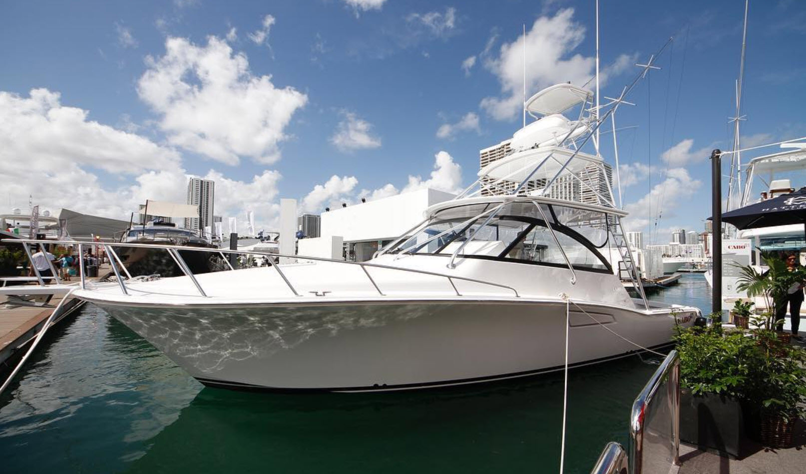 Cabo Yachts 41 – The Return Of A Legend