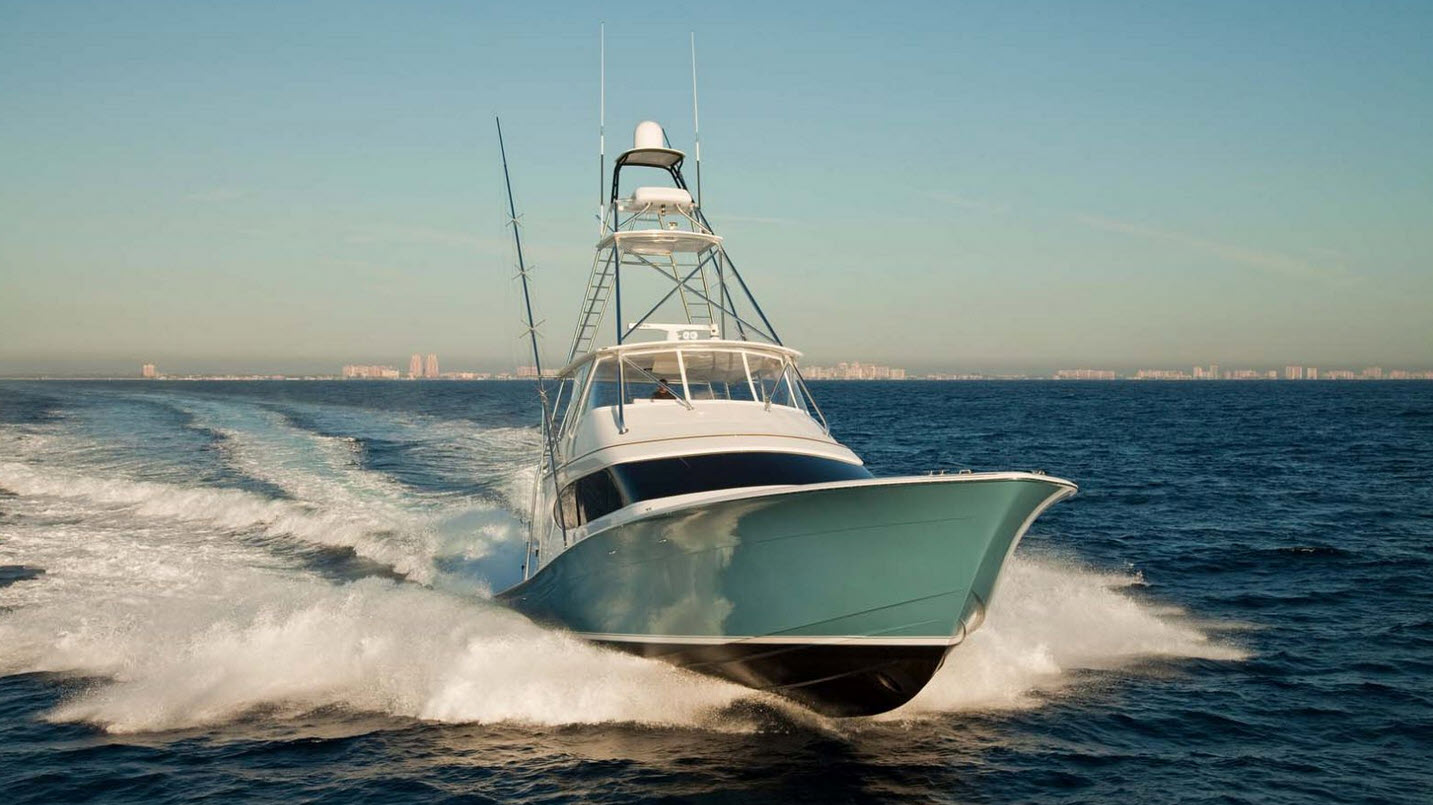 Can A Log Damage The Hull Of A Hatteras At 20 Knots?